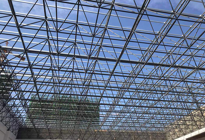 思茅管桁架结构在高速公路等桥梁工程中的应用分析