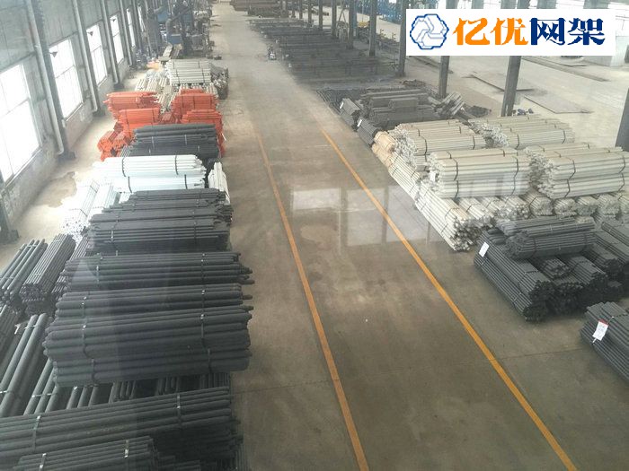 思茅杆件待发货区